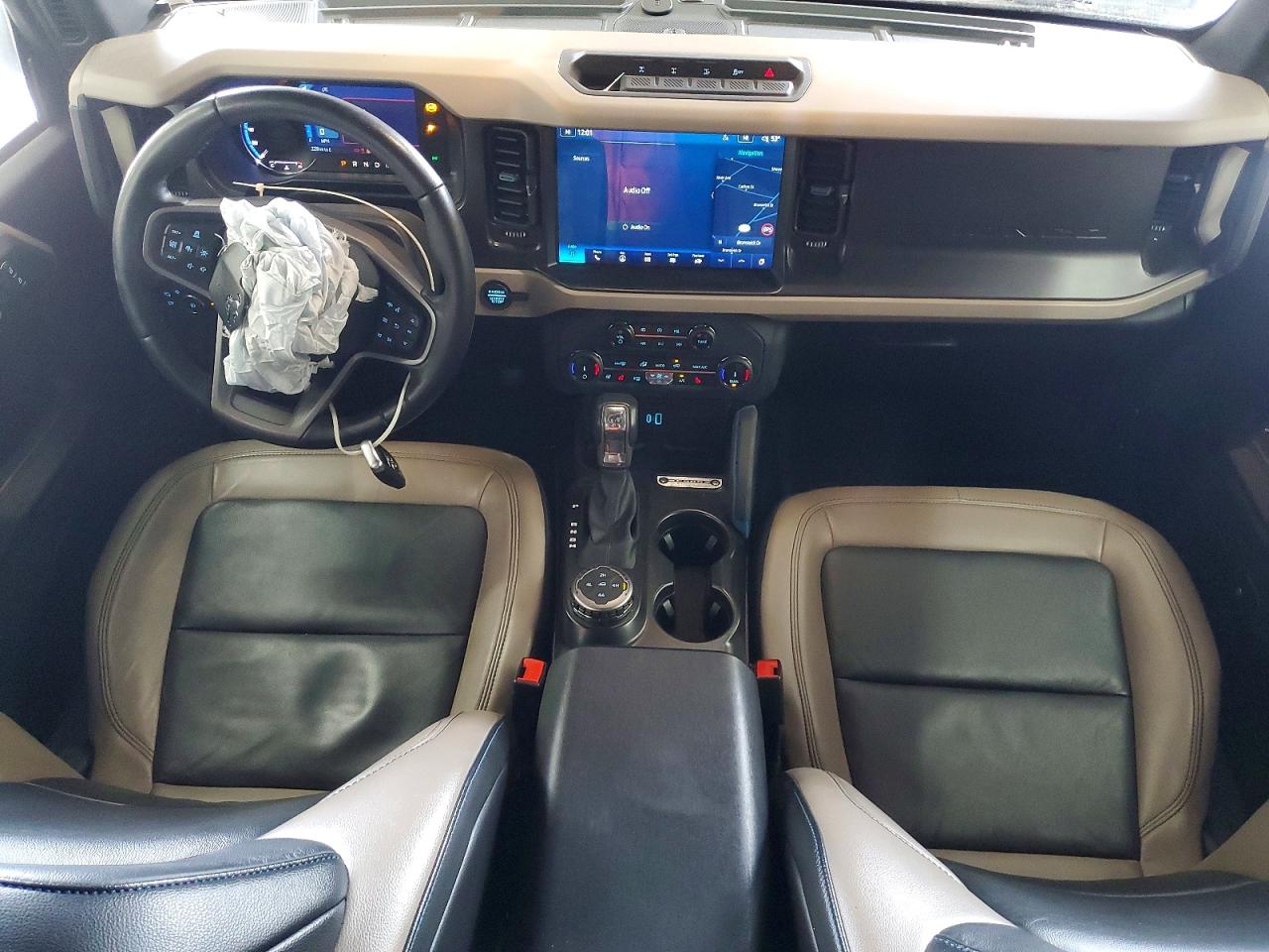 2022 FORD BRONCO BASE photo 15