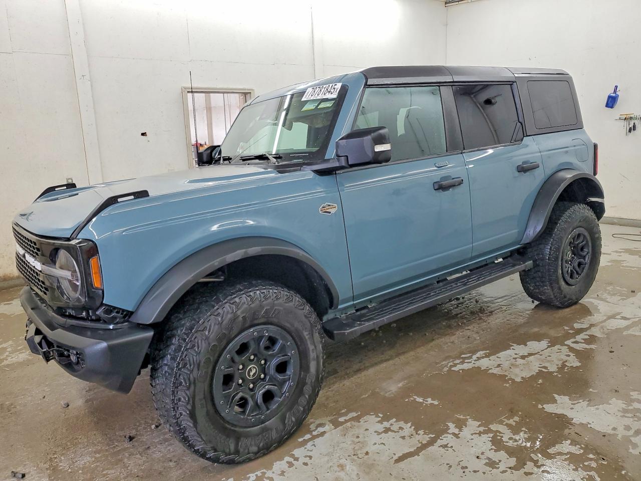 2022 FORD BRONCO