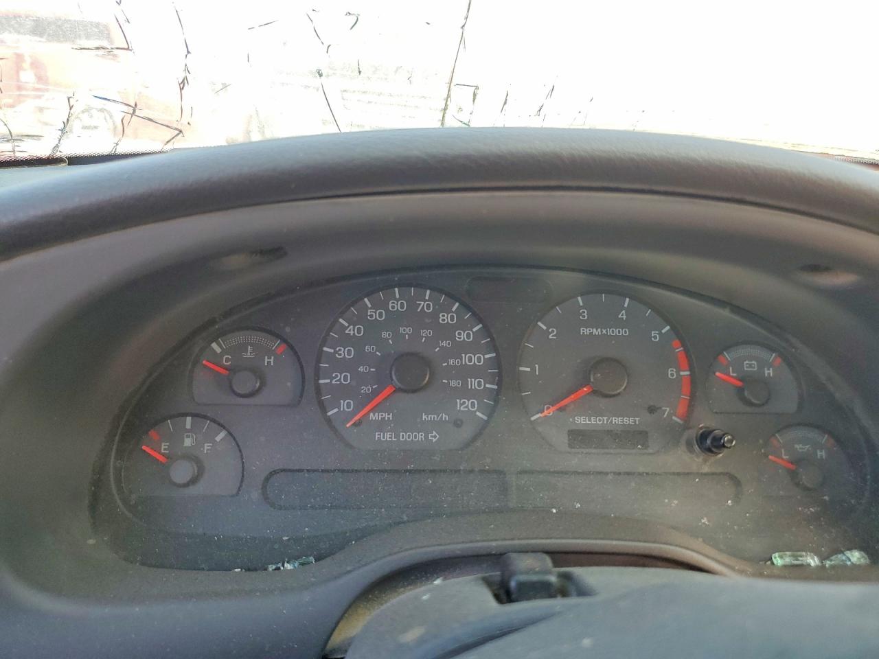 2002 FORD MUSTANG photo 17