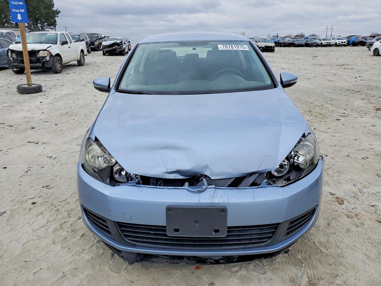 2011 VOLKSWAGEN GOLF photo 5