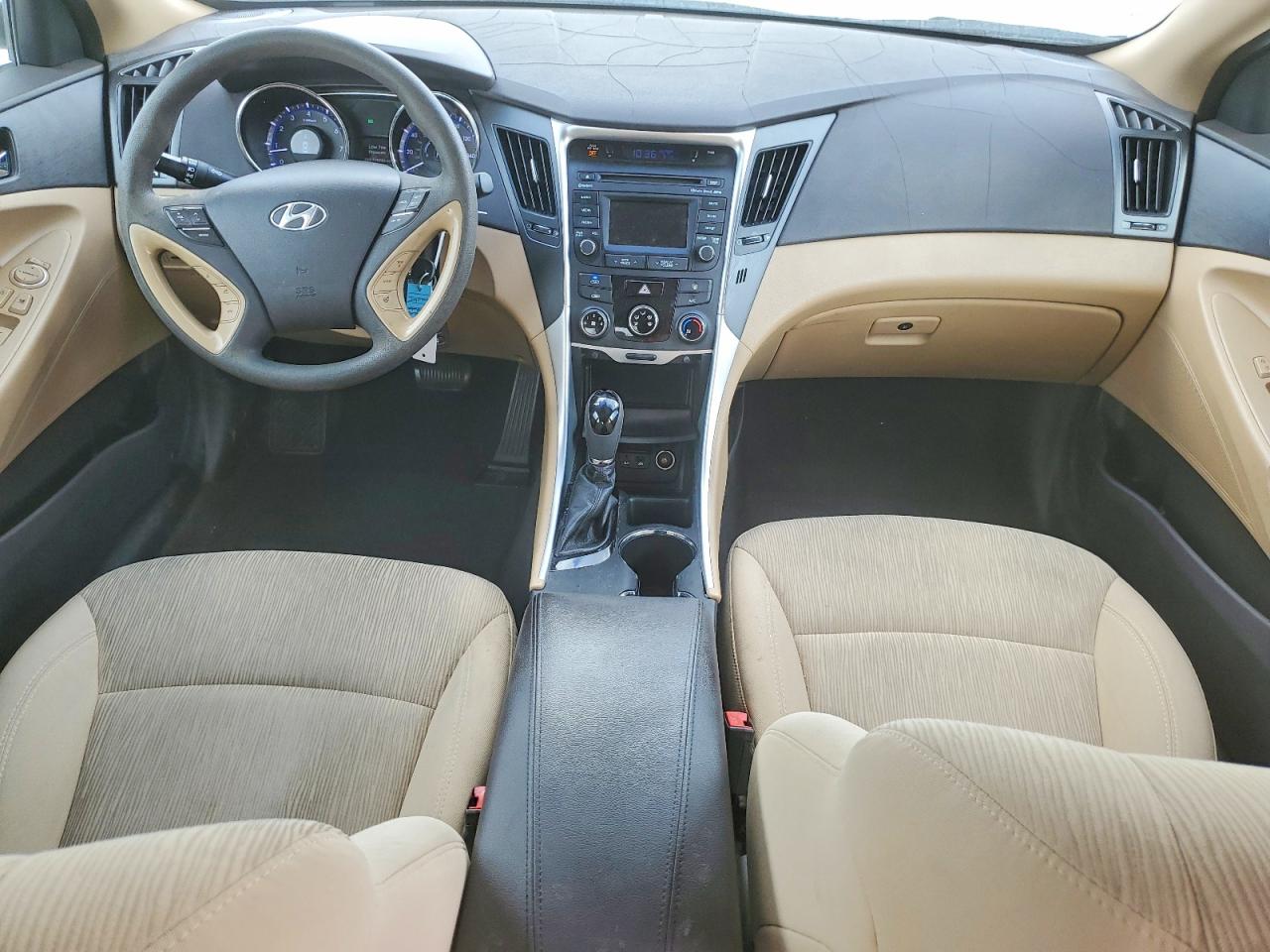 2014 HYUNDAI SONATA GLS photo 15