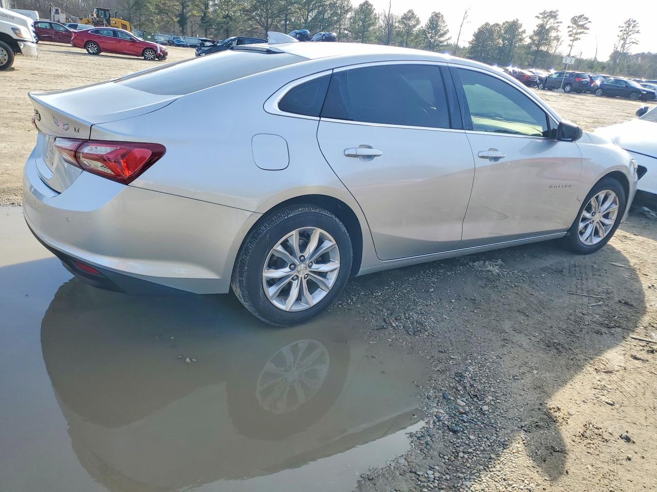 2021 CHEVROLET MALIBU LT photo 5