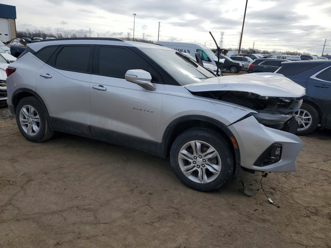 2020 CHEVROLET BLAZER 2LT photo 4