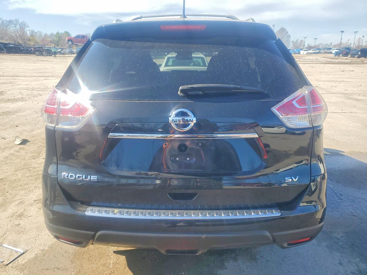 2016 NISSAN ROGUE SV photo 11
