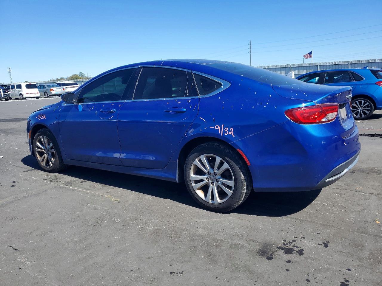 2015 CHRYSLER 200 LIMITED photo 3