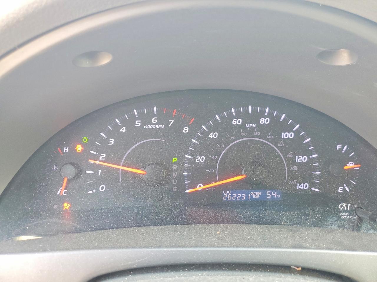 2011 TOYOTA CAMRY LE photo 17