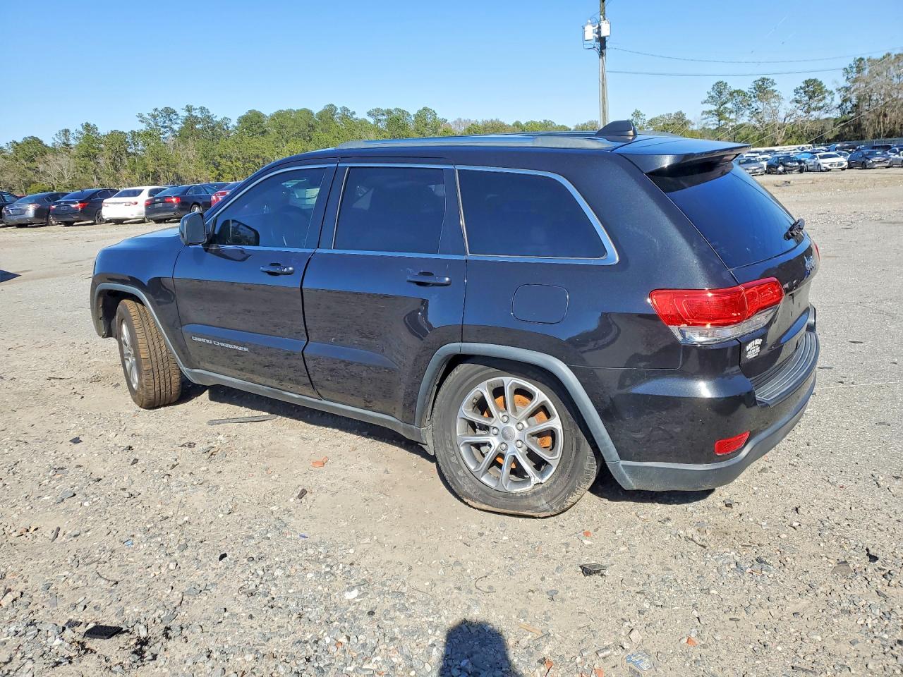 2015 JEEP GRAND CHEROKEE LAREDO photo 2