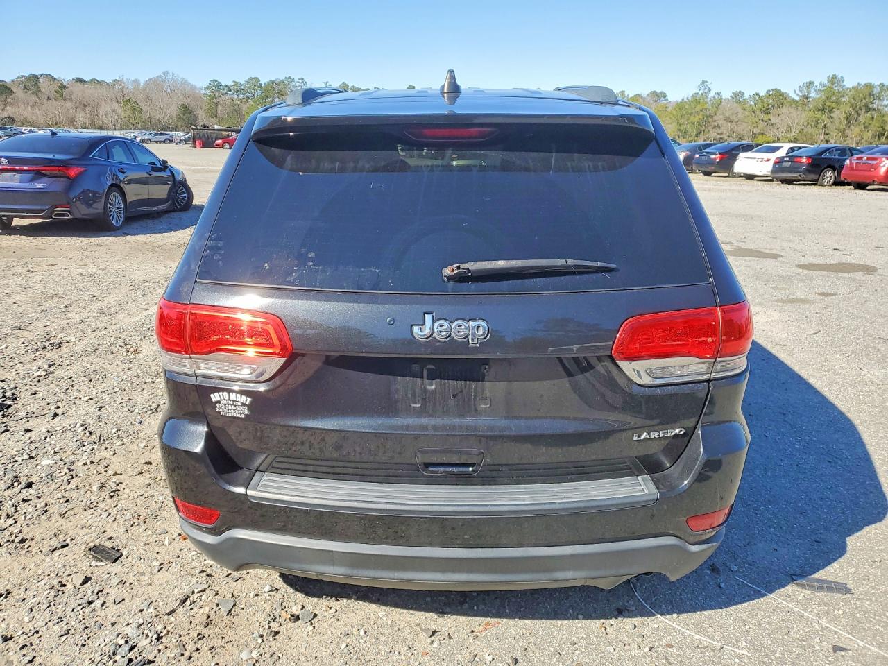 2015 JEEP GRAND CHEROKEE LAREDO photo 6