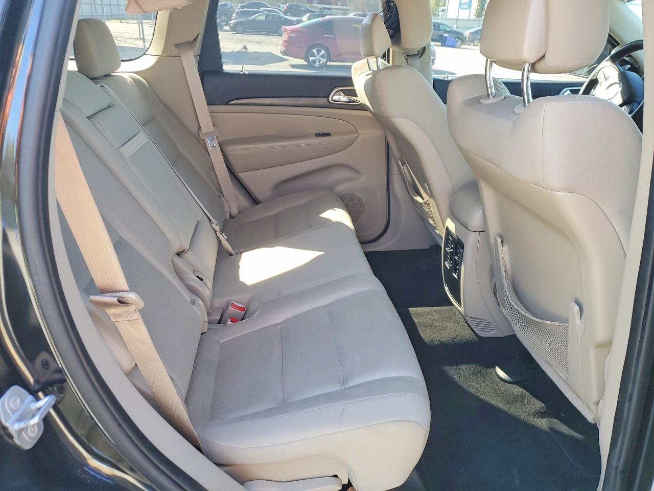 2015 JEEP GRAND CHEROKEE LAREDO photo 11