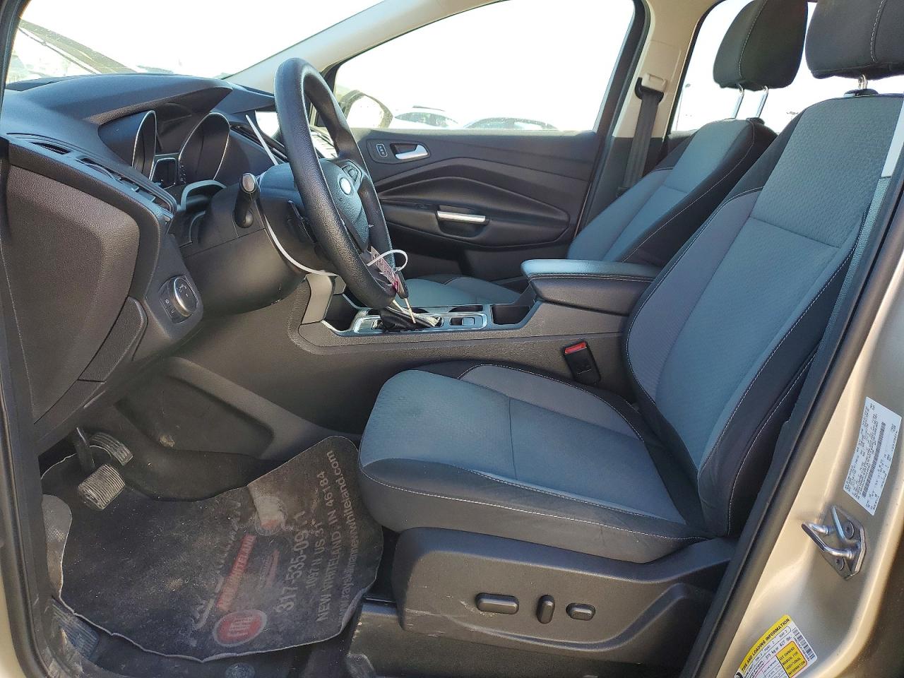 2017 FORD ESCAPE SE photo 7