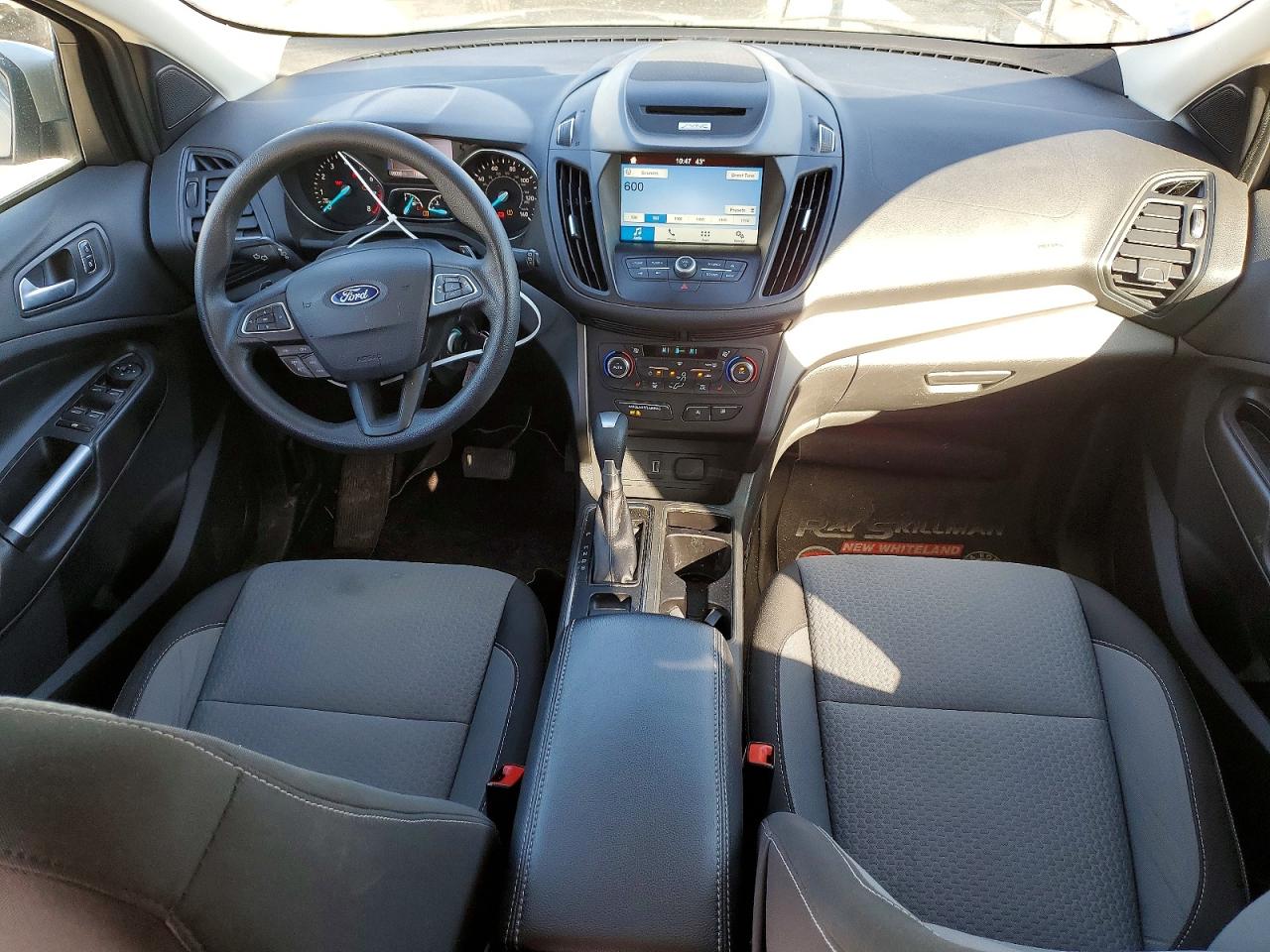 2017 FORD ESCAPE SE photo 8