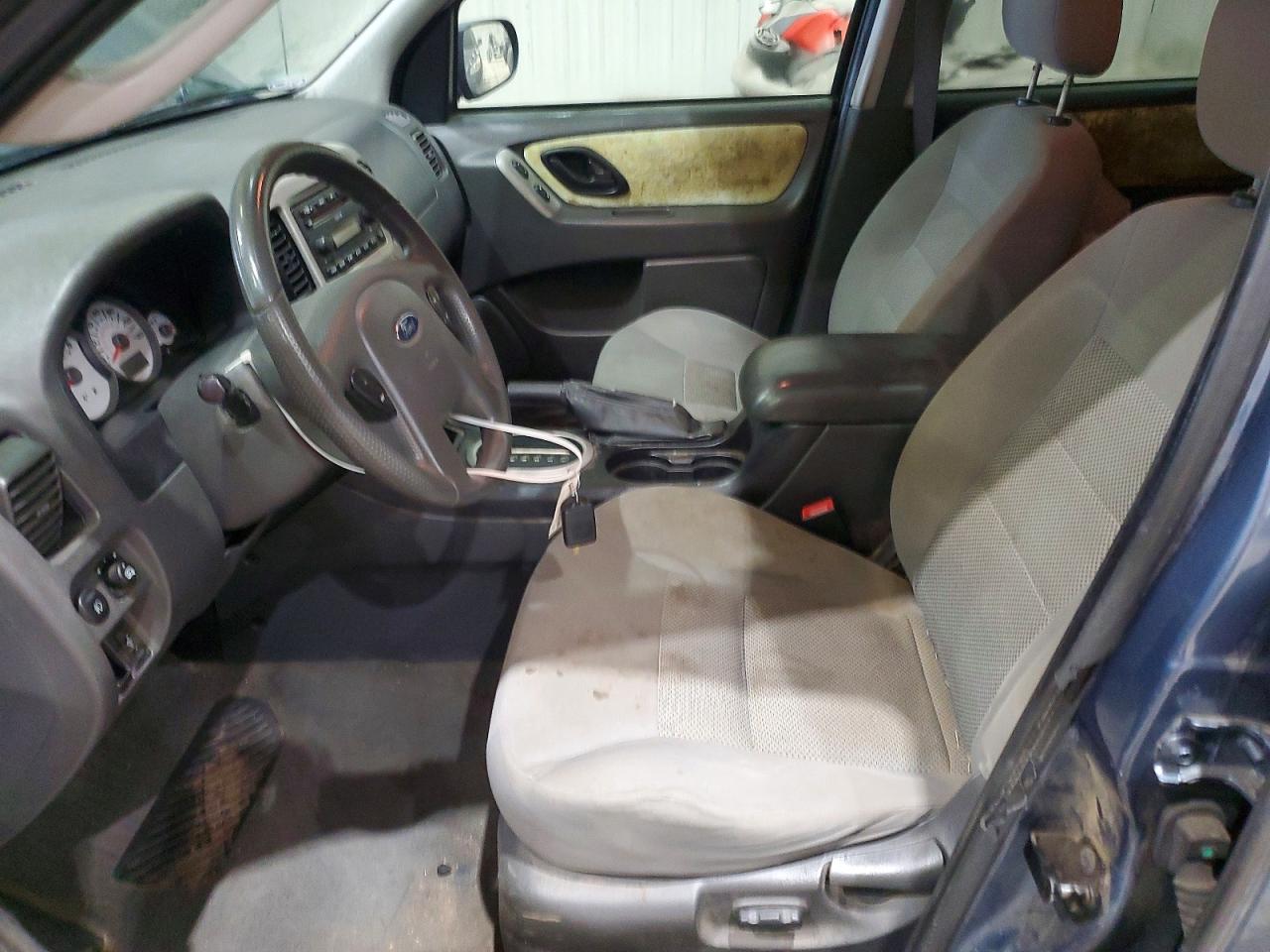 2005 FORD ESCAPE XLT photo 7