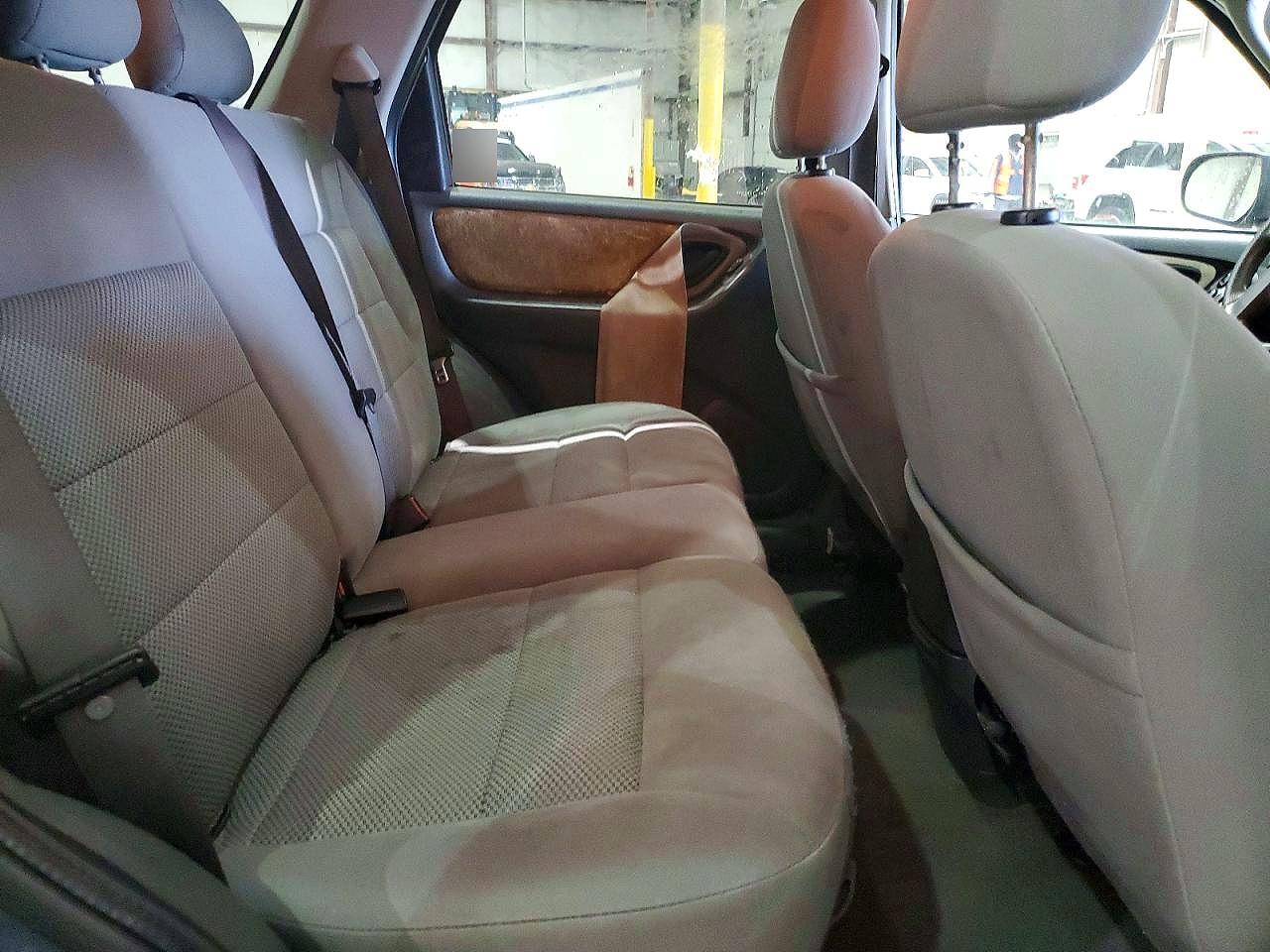 2005 FORD ESCAPE XLT photo 11