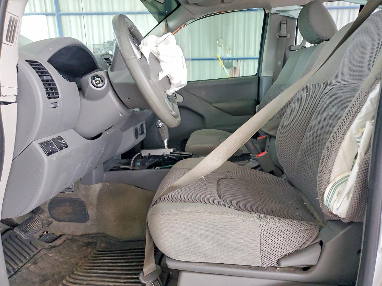 2018 NISSAN FRONTIER SV photo 13