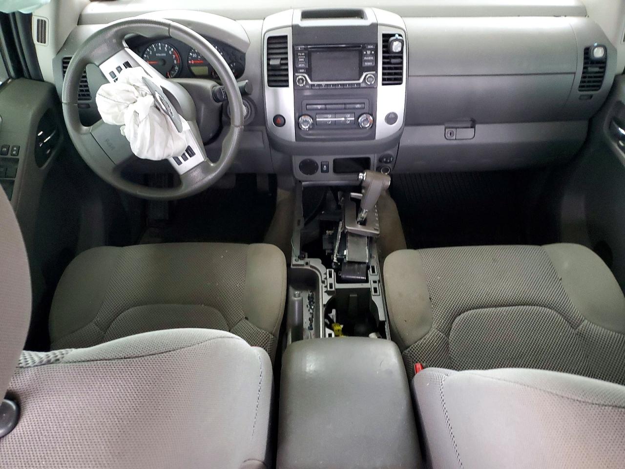 2018 NISSAN FRONTIER SV photo 15