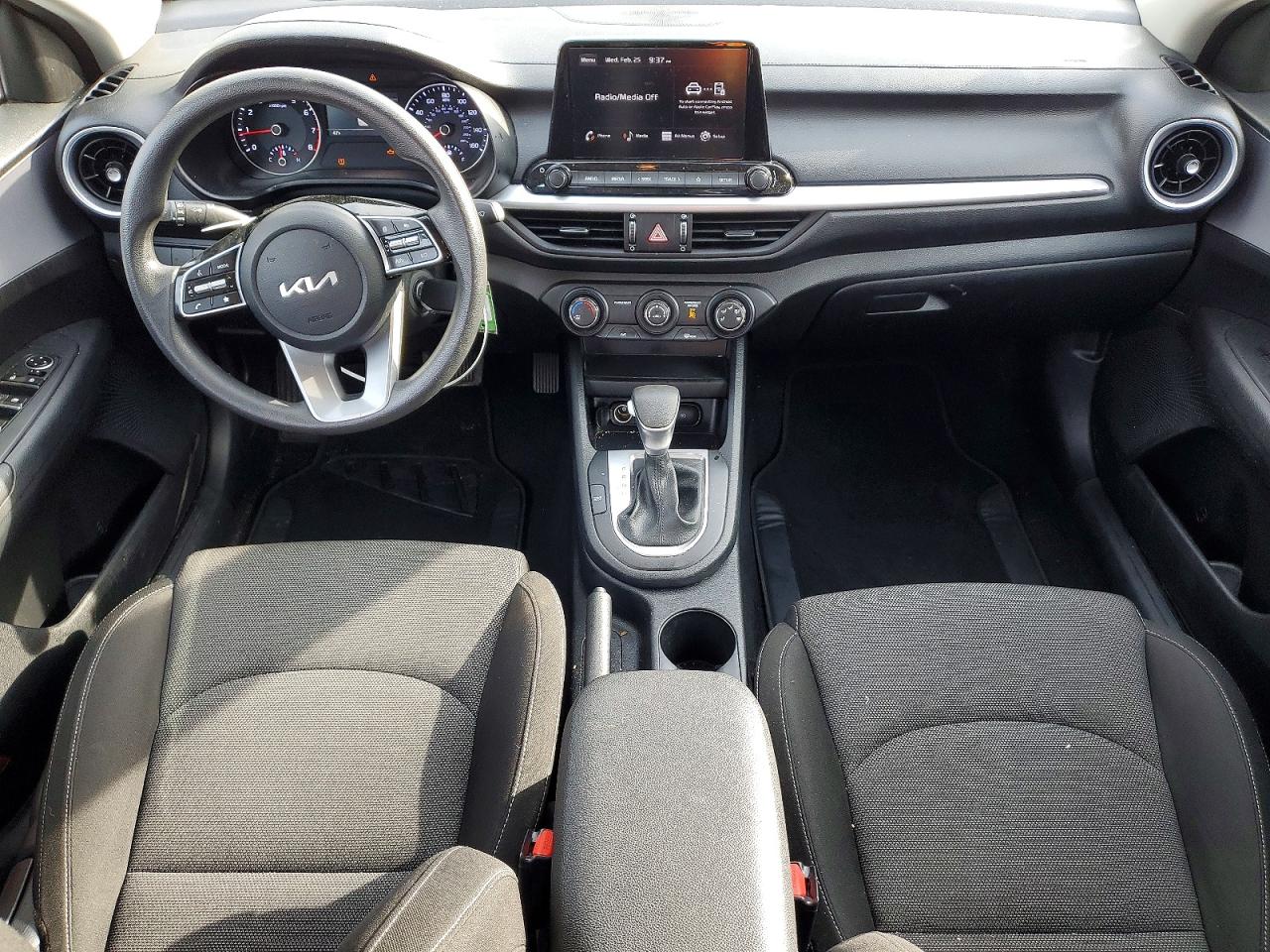 2024 KIA FORTE LXS photo 15