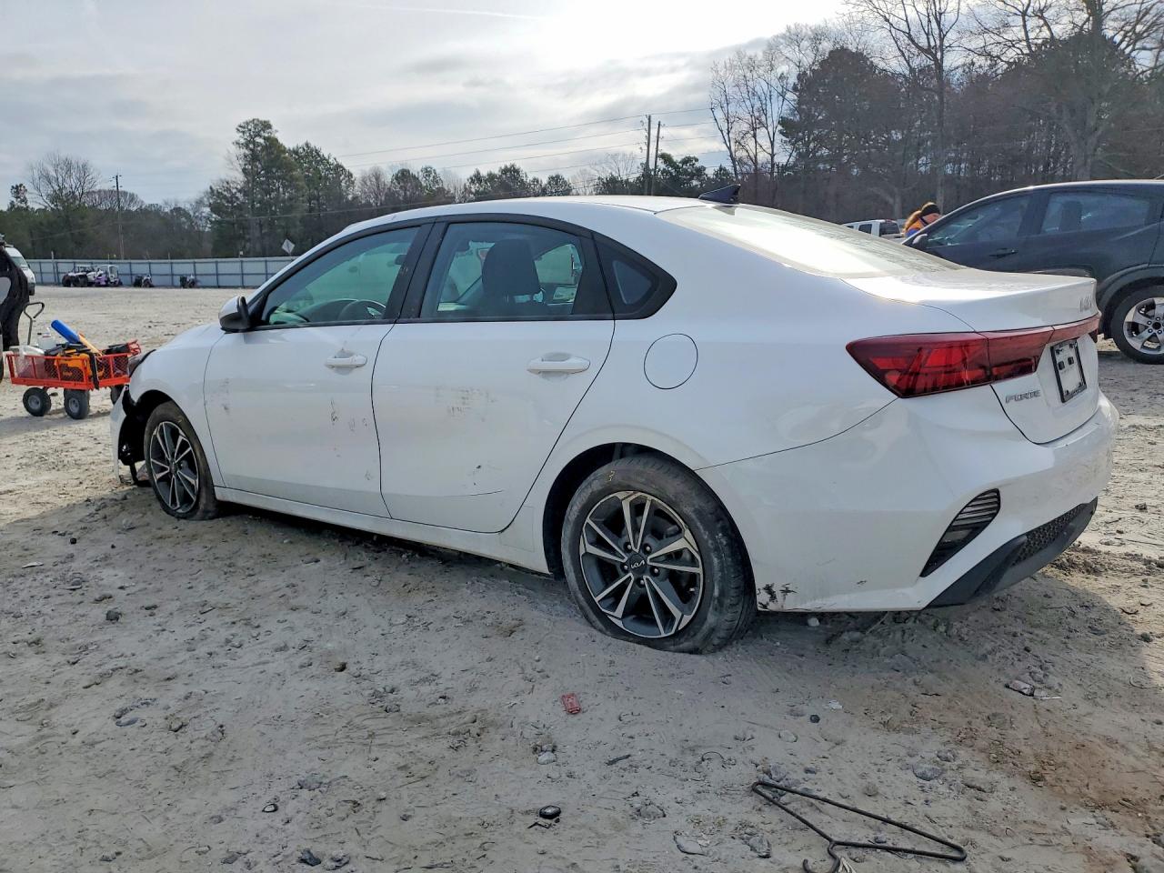2024 KIA FORTE LXS photo 3