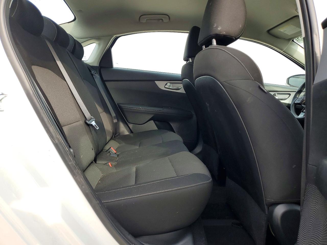 2024 KIA FORTE LXS photo 19