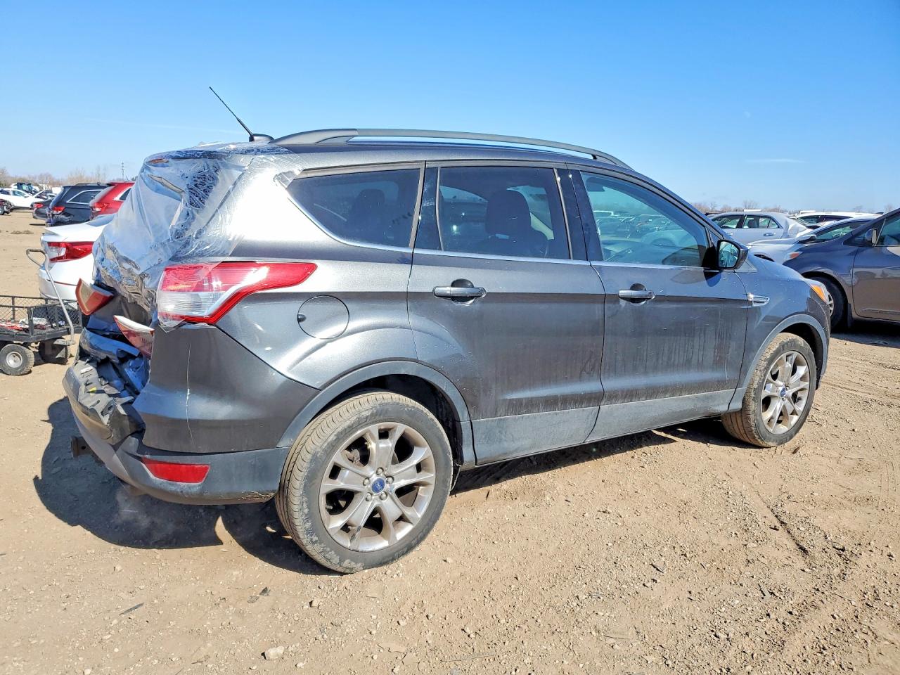 2016 FORD ESCAPE SE photo 3