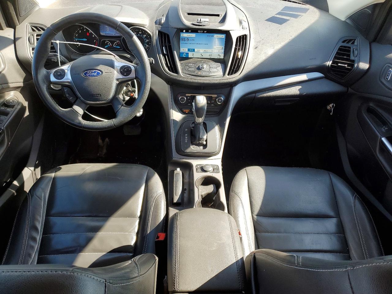 2016 FORD ESCAPE SE photo 8