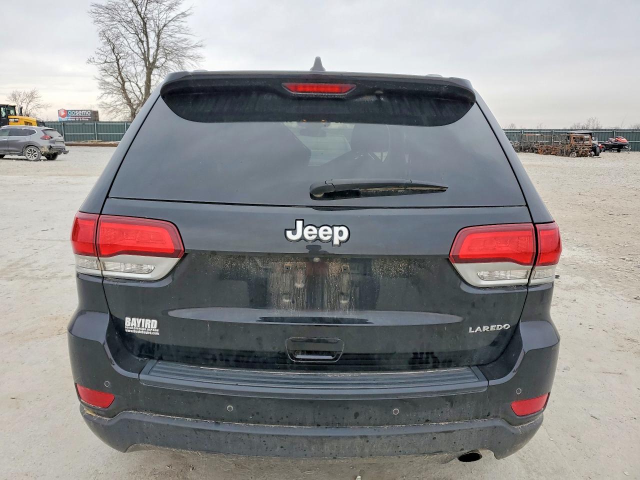 2020 JEEP GRAND CHEROKEE LAREDO photo 11