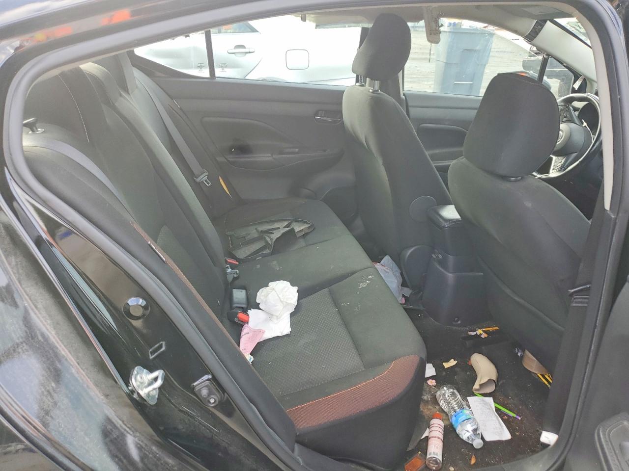 2020 NISSAN VERSA SR photo 28
