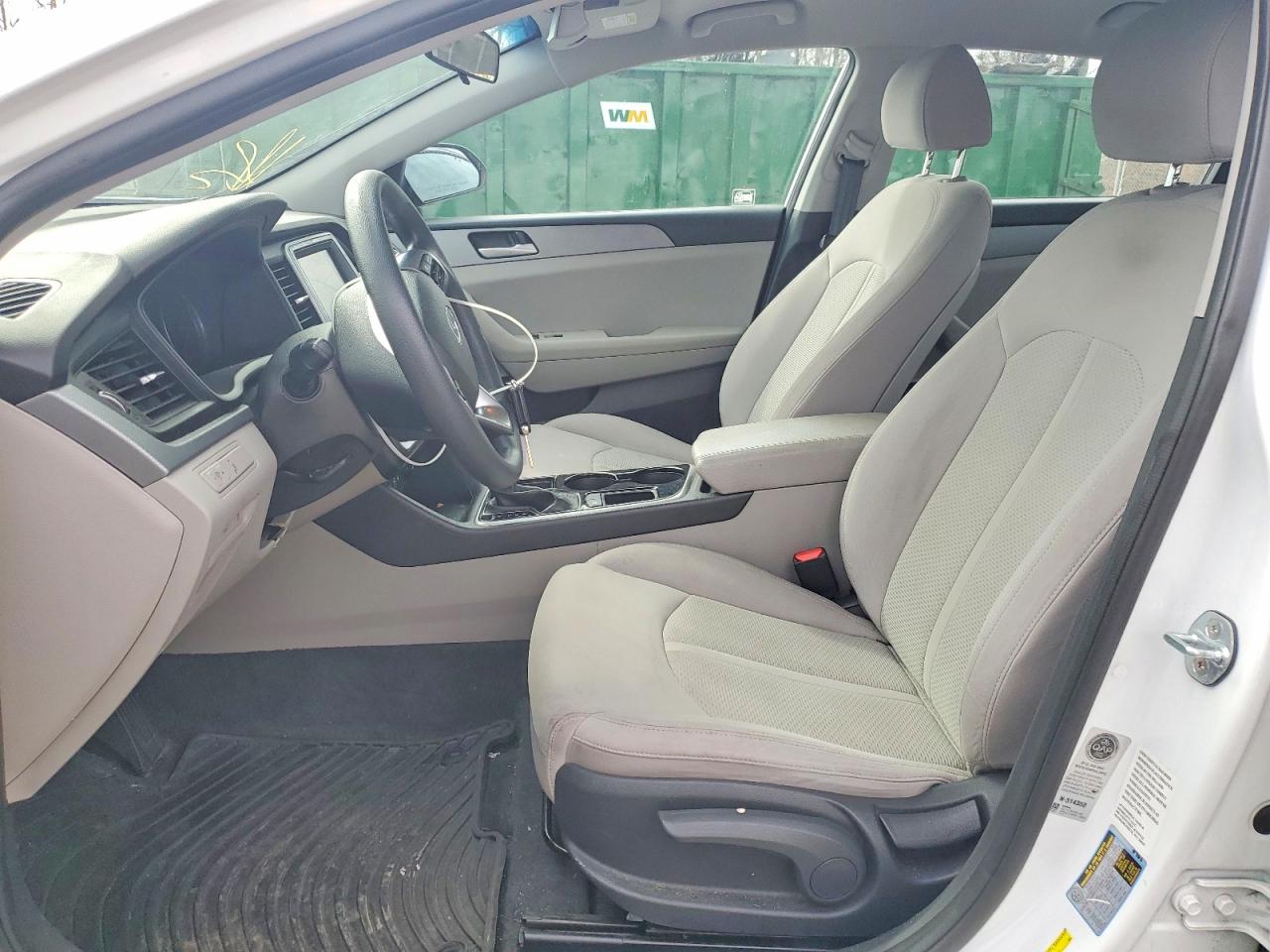 2018 HYUNDAI SONATA SE photo 13