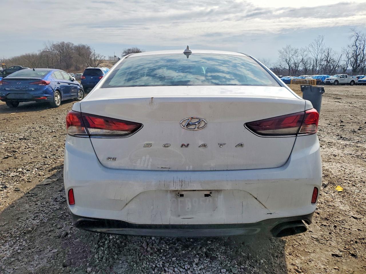 2018 HYUNDAI SONATA SE photo 11