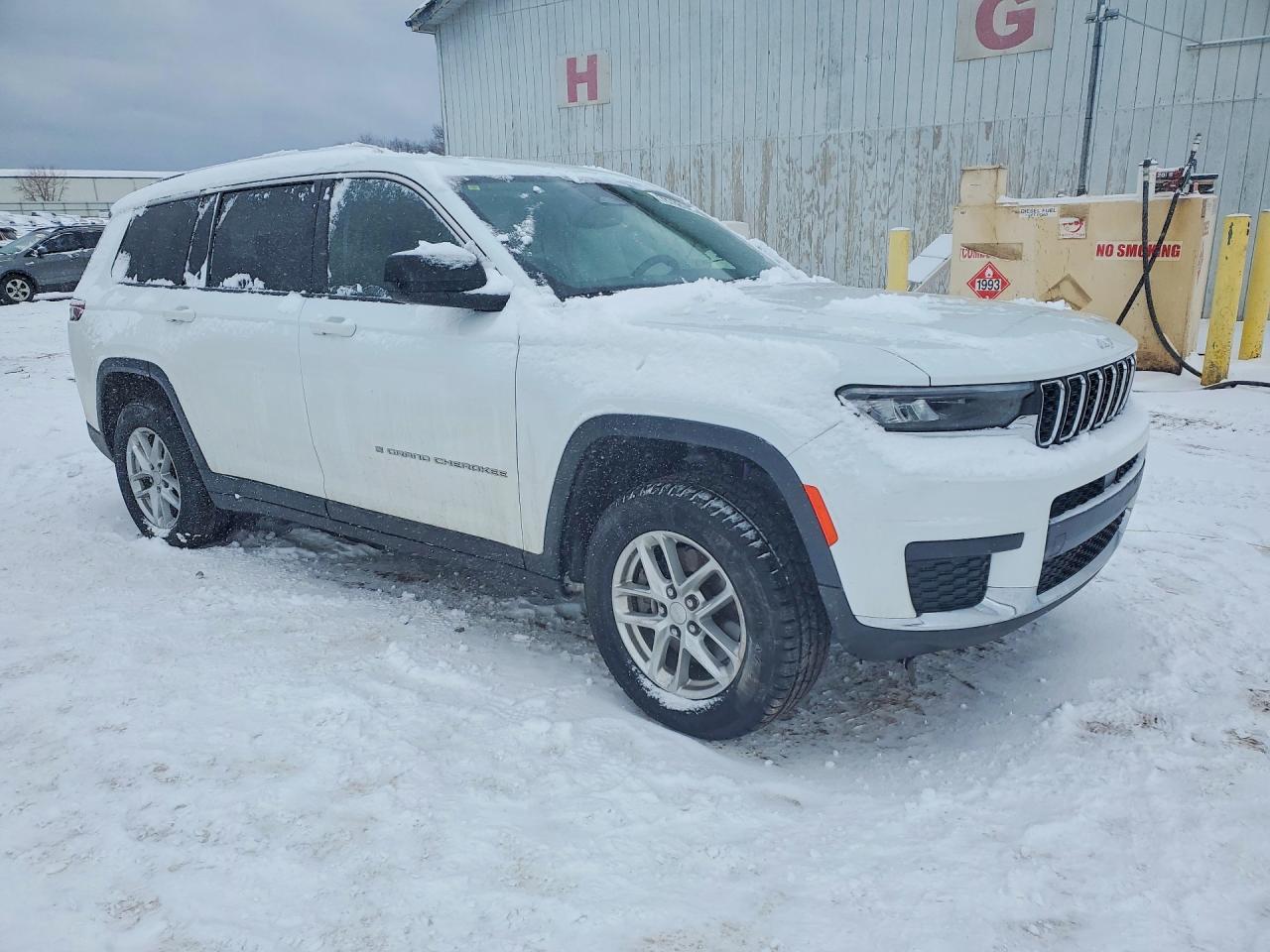 2023 JEEP GRAND CHEROKEE L LAREDO photo 7