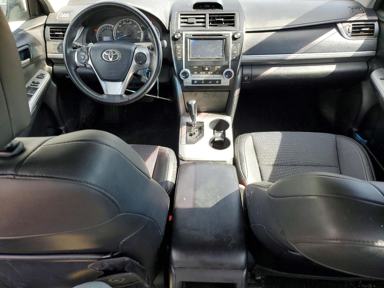 2013 TOYOTA CAMRY L photo 15