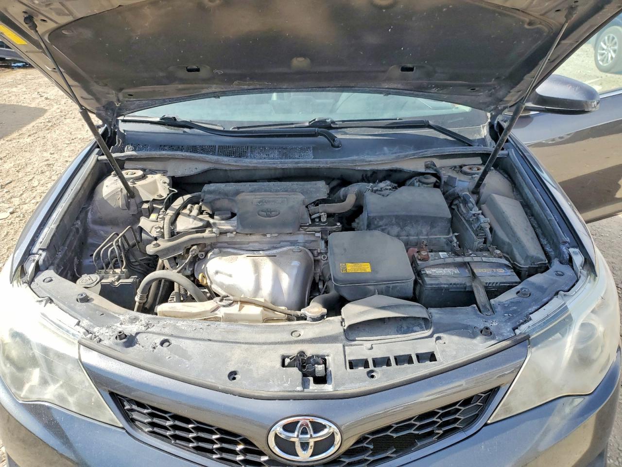 2013 TOYOTA CAMRY L photo 21