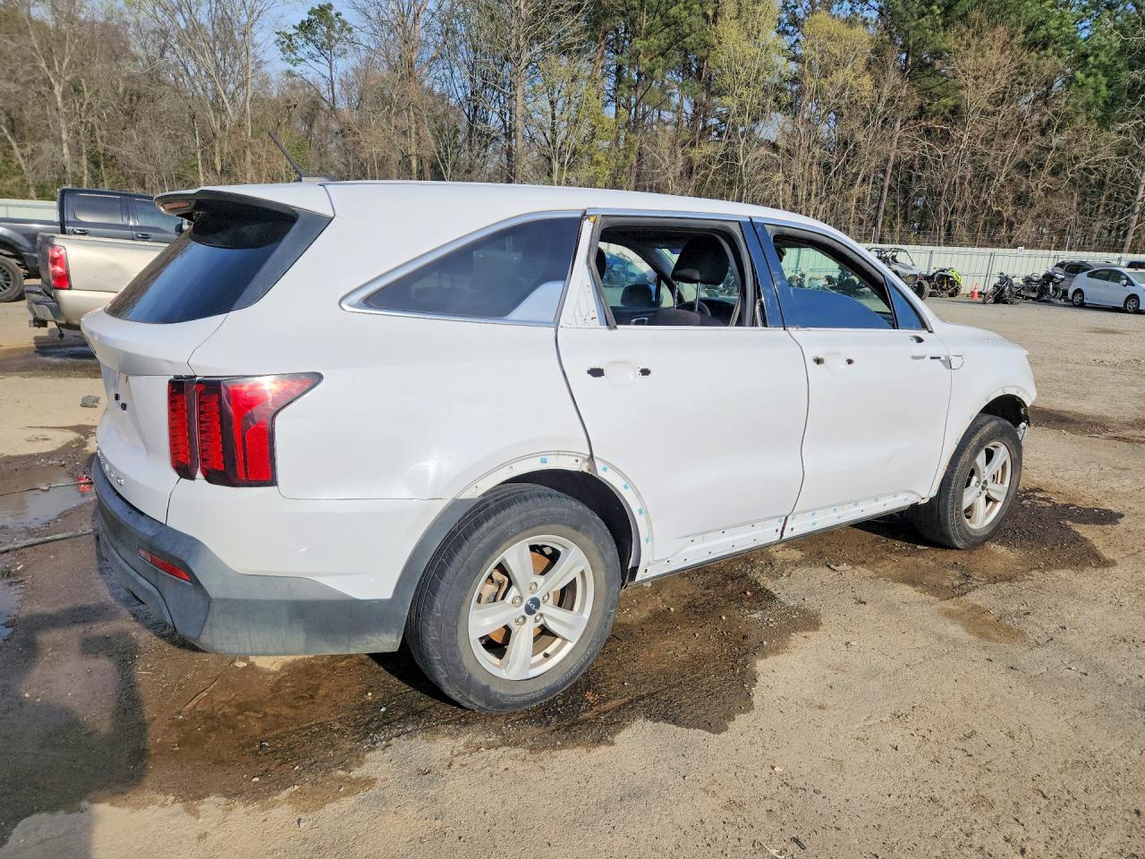2022 KIA SORENTO LX photo 5