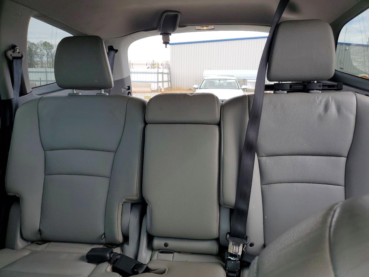 2016 HONDA PILOT EXLN photo 28