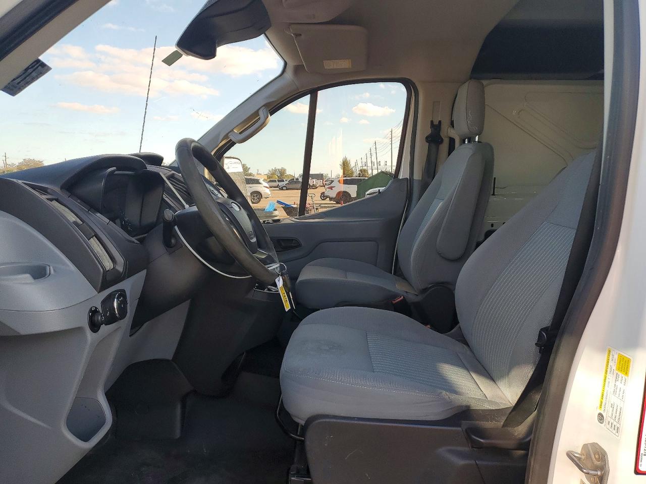 2018 FORD TRANSIT T-150 photo 7