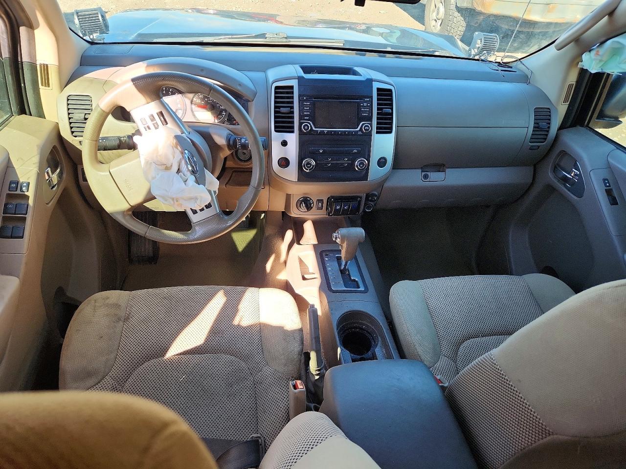 2018 NISSAN FRONTIER SV photo 8