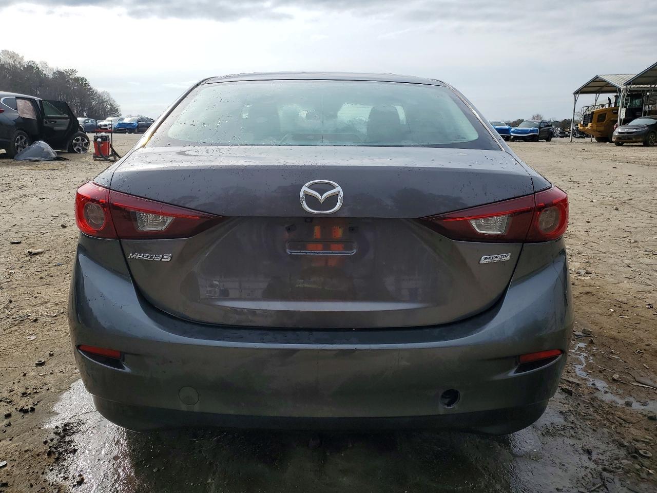2018 MAZDA 3 SPORT photo 11