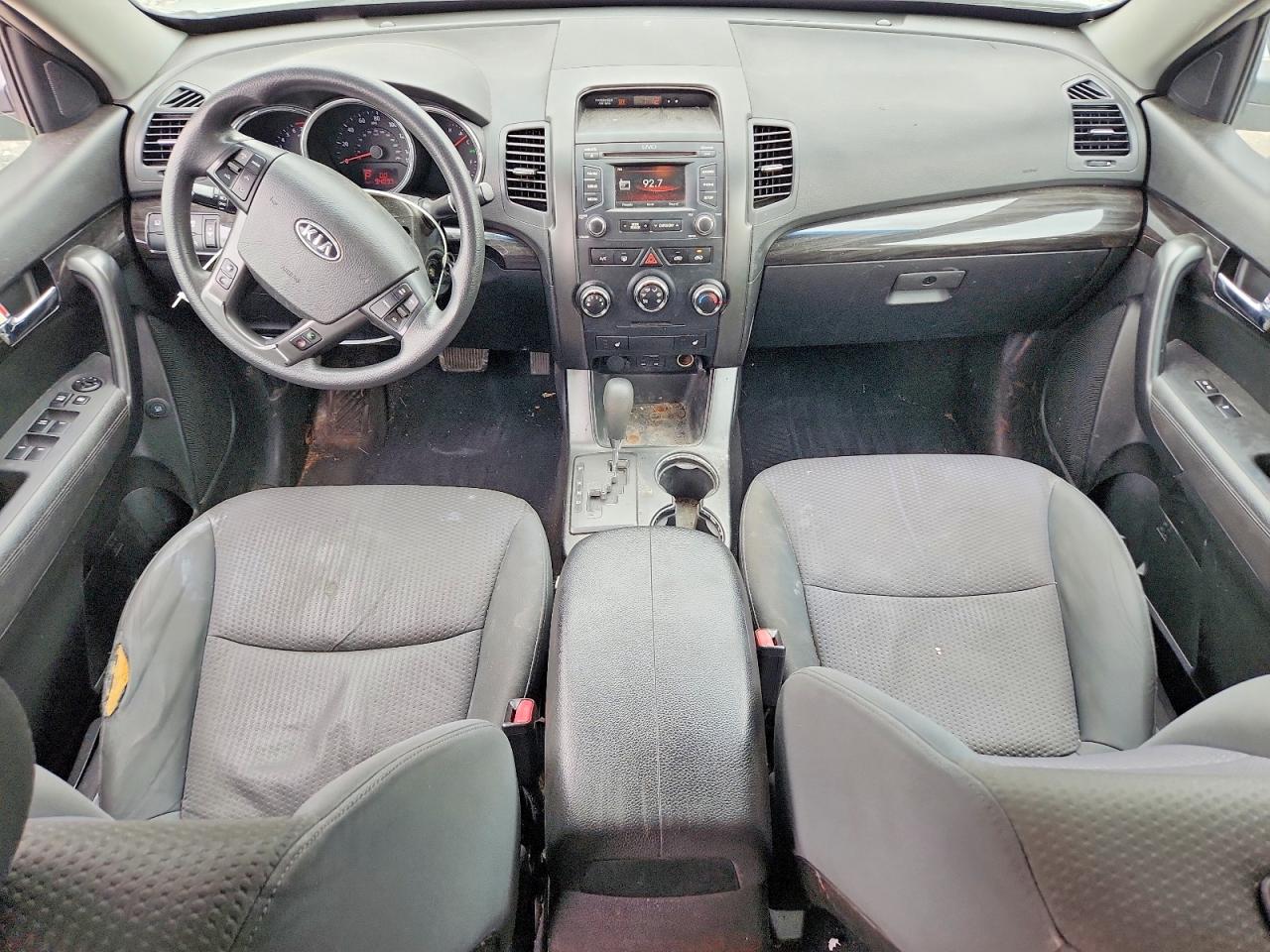 2013 KIA SORENTO LX photo 8