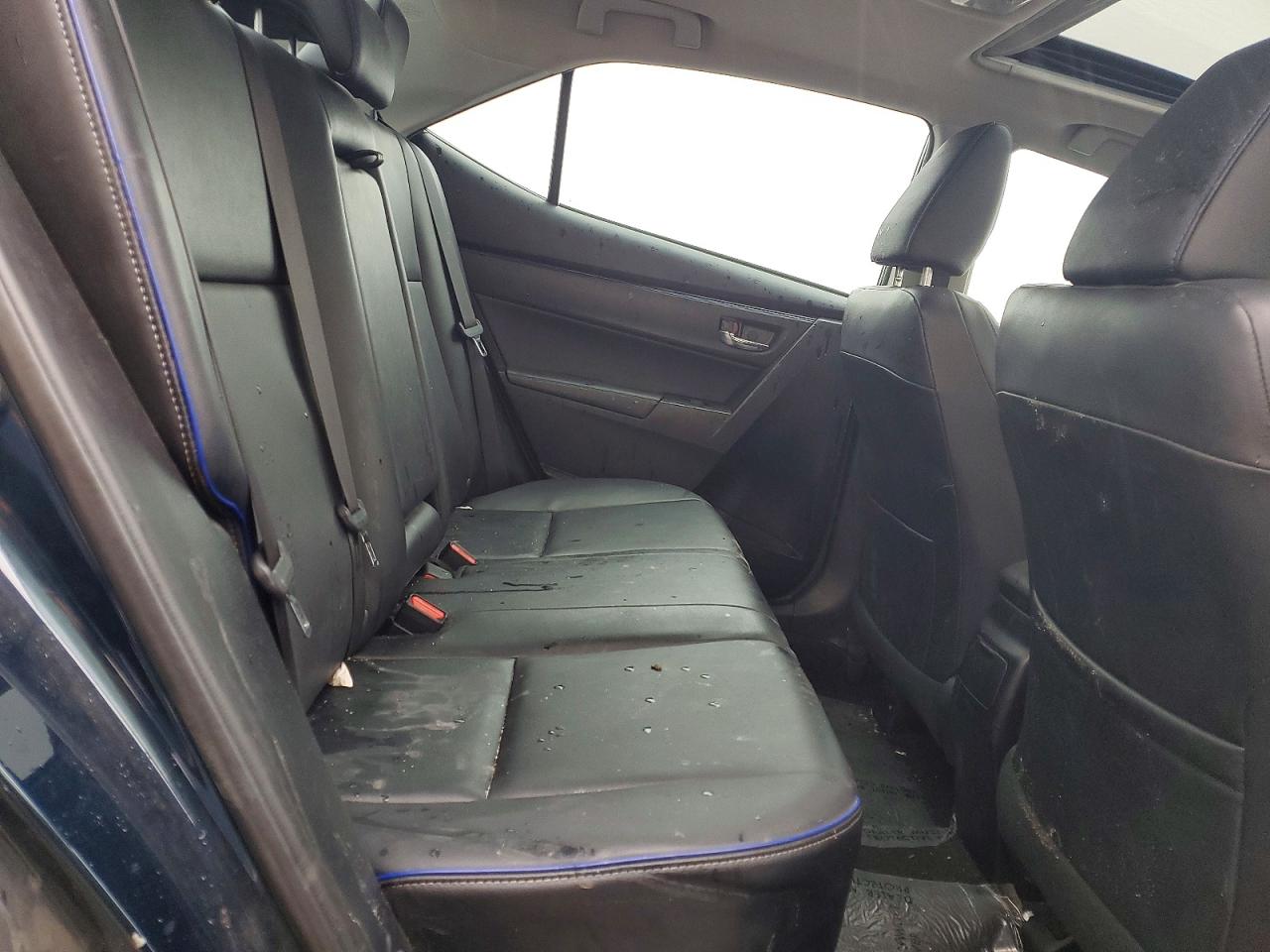 2017 TOYOTA COROLLA XSE photo 28