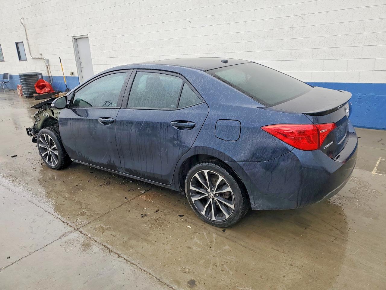 2017 TOYOTA COROLLA XSE photo 4