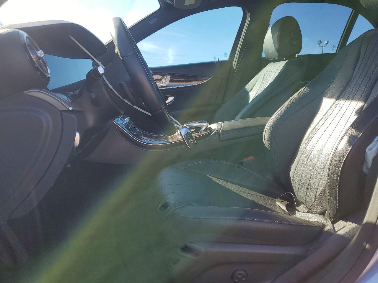 2020 MERCEDES-BENZ E 350 photo 7
