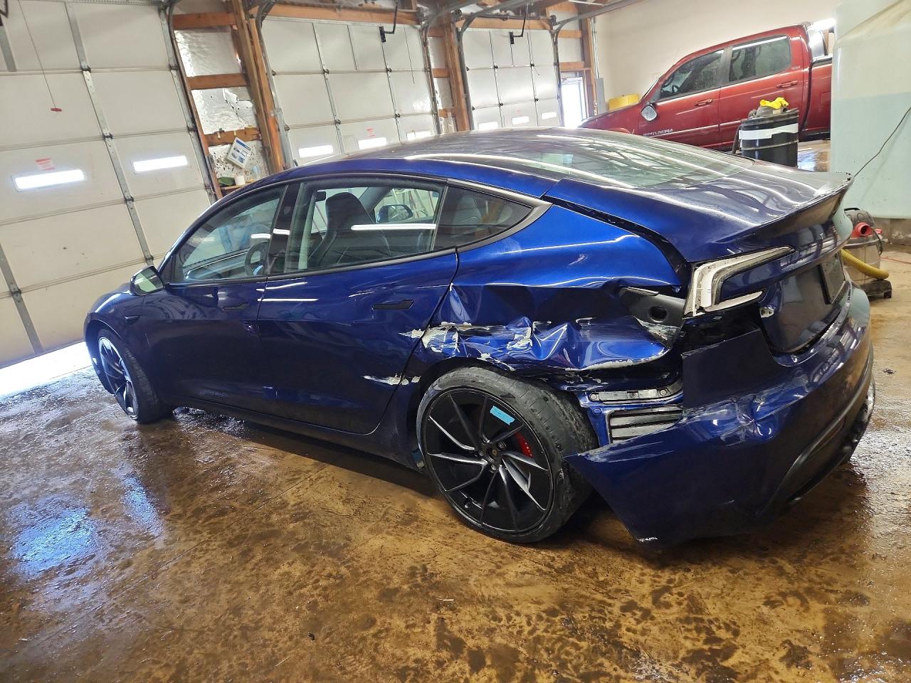 2024 TESLA MODEL 3 photo 3