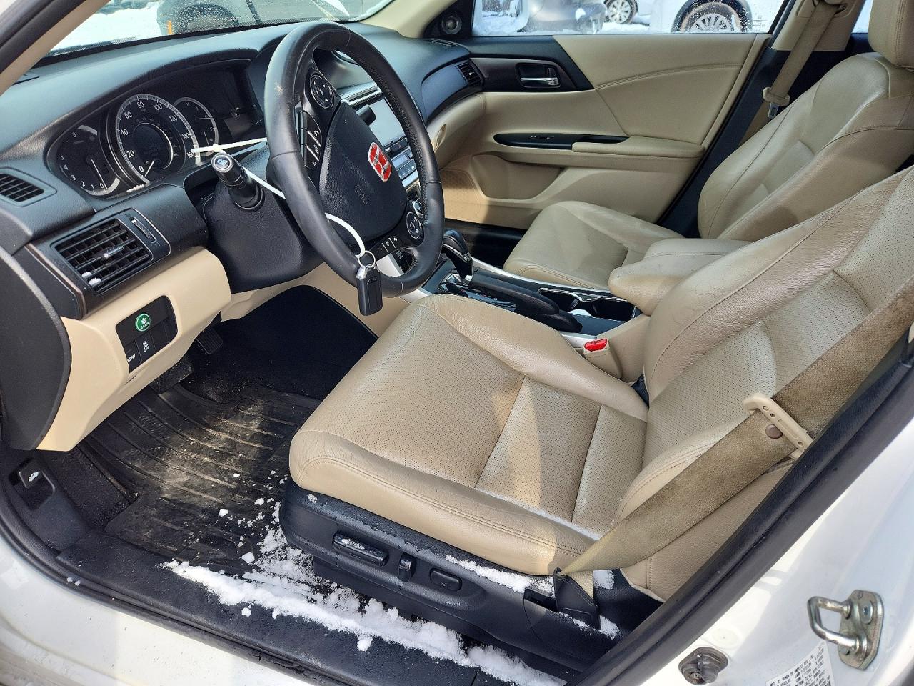 2015 HONDA ACCORD TOURING photo 13