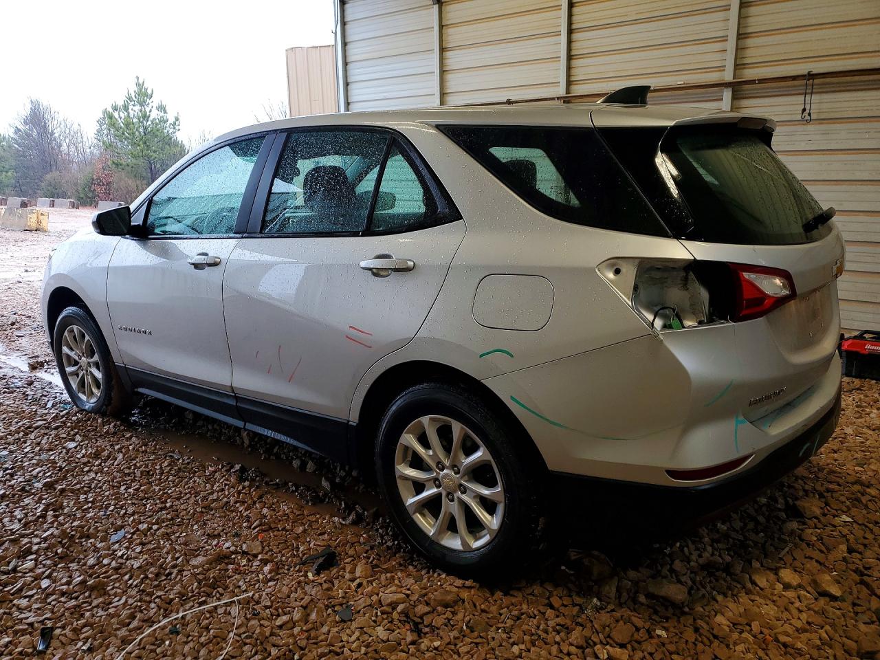 2020 CHEVROLET EQUINOX LS photo 4