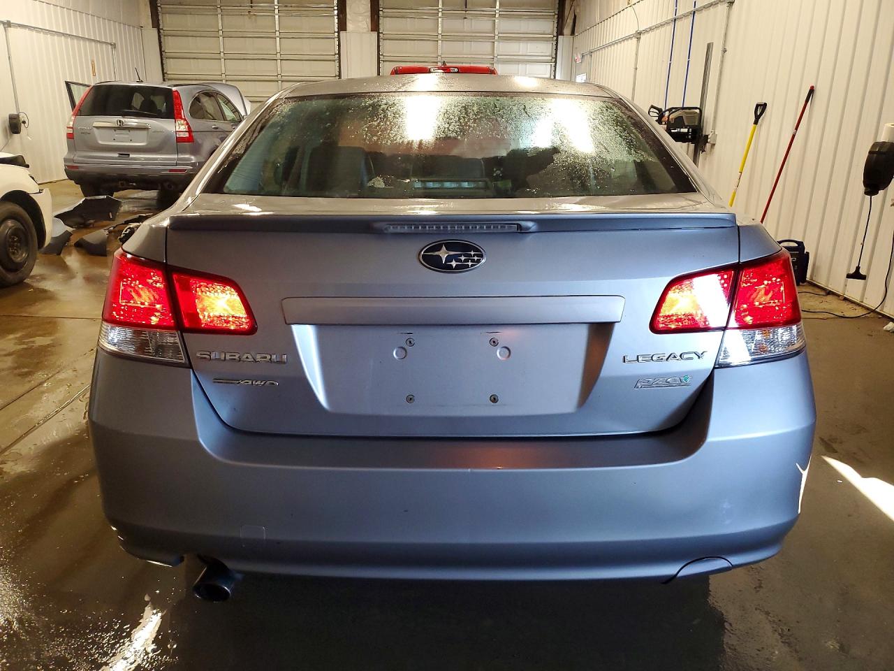 2010 SUBARU LEGACY 2.5I LIMITED photo 6