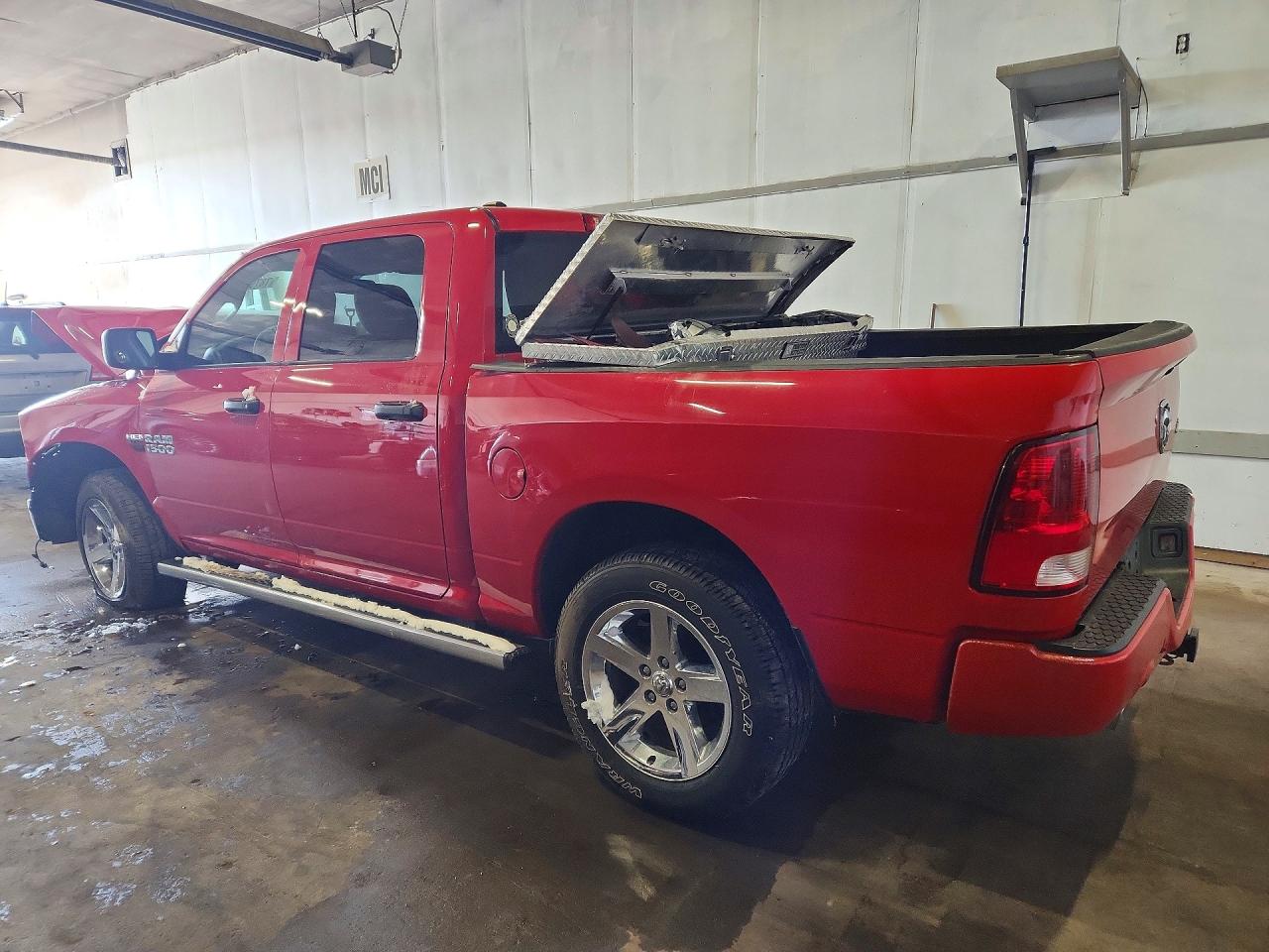 2016 RAM 1500 ST photo 2