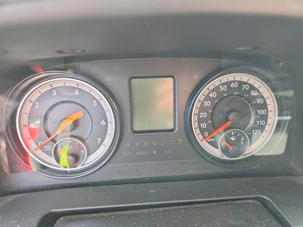 2016 RAM 1500 ST photo 9