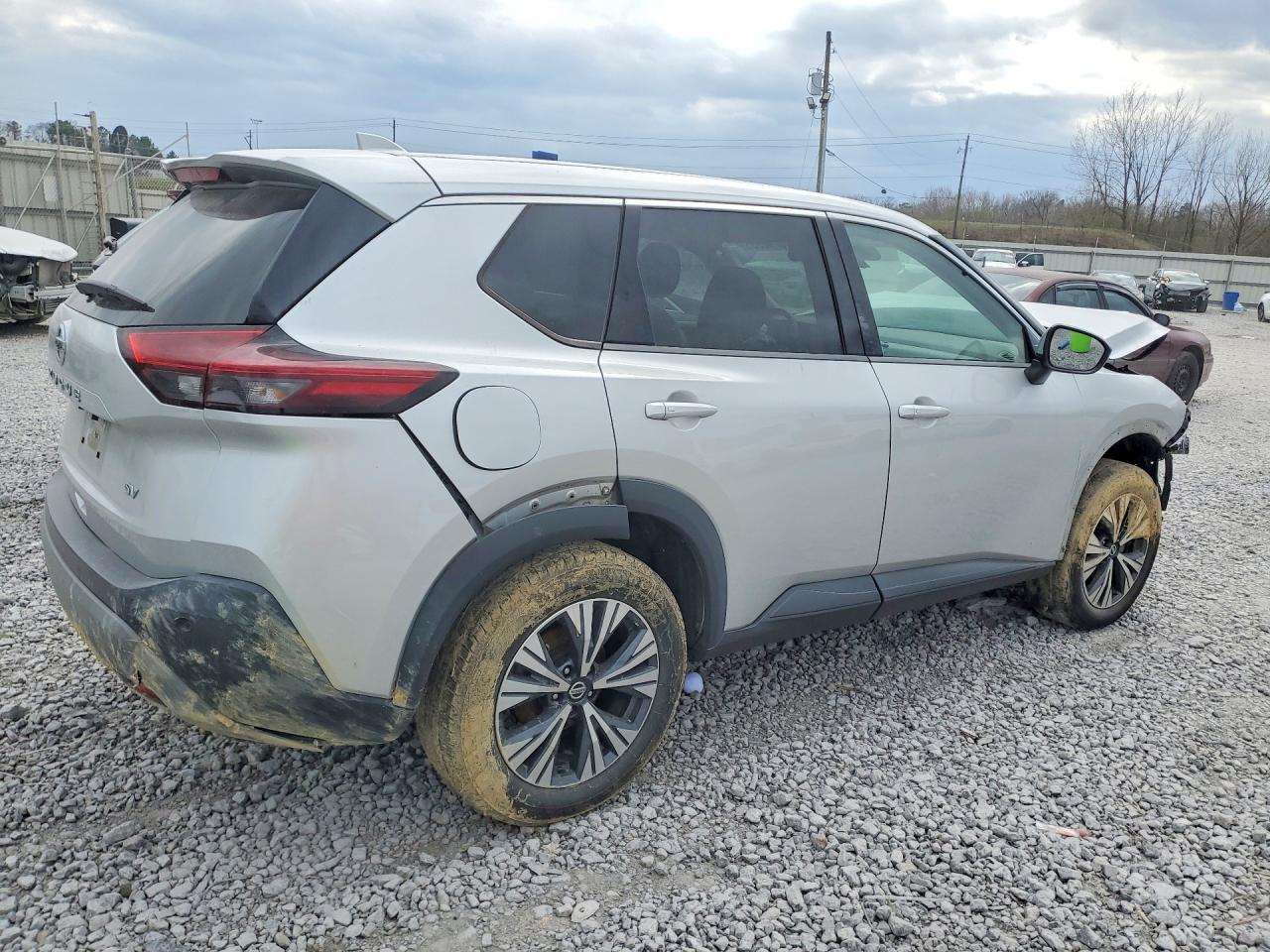 2021 NISSAN ROGUE SV photo 5