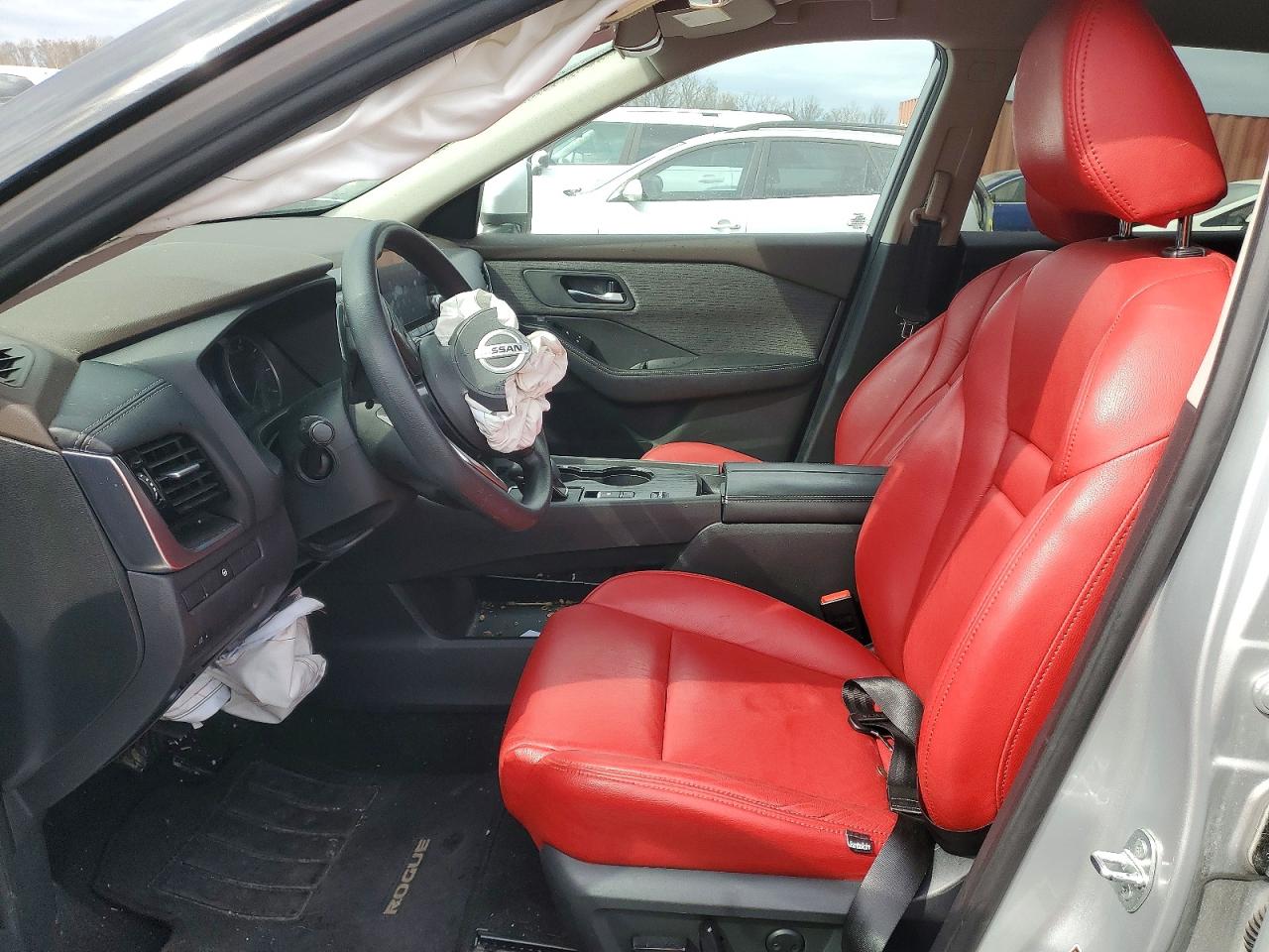 2021 NISSAN ROGUE SV photo 13