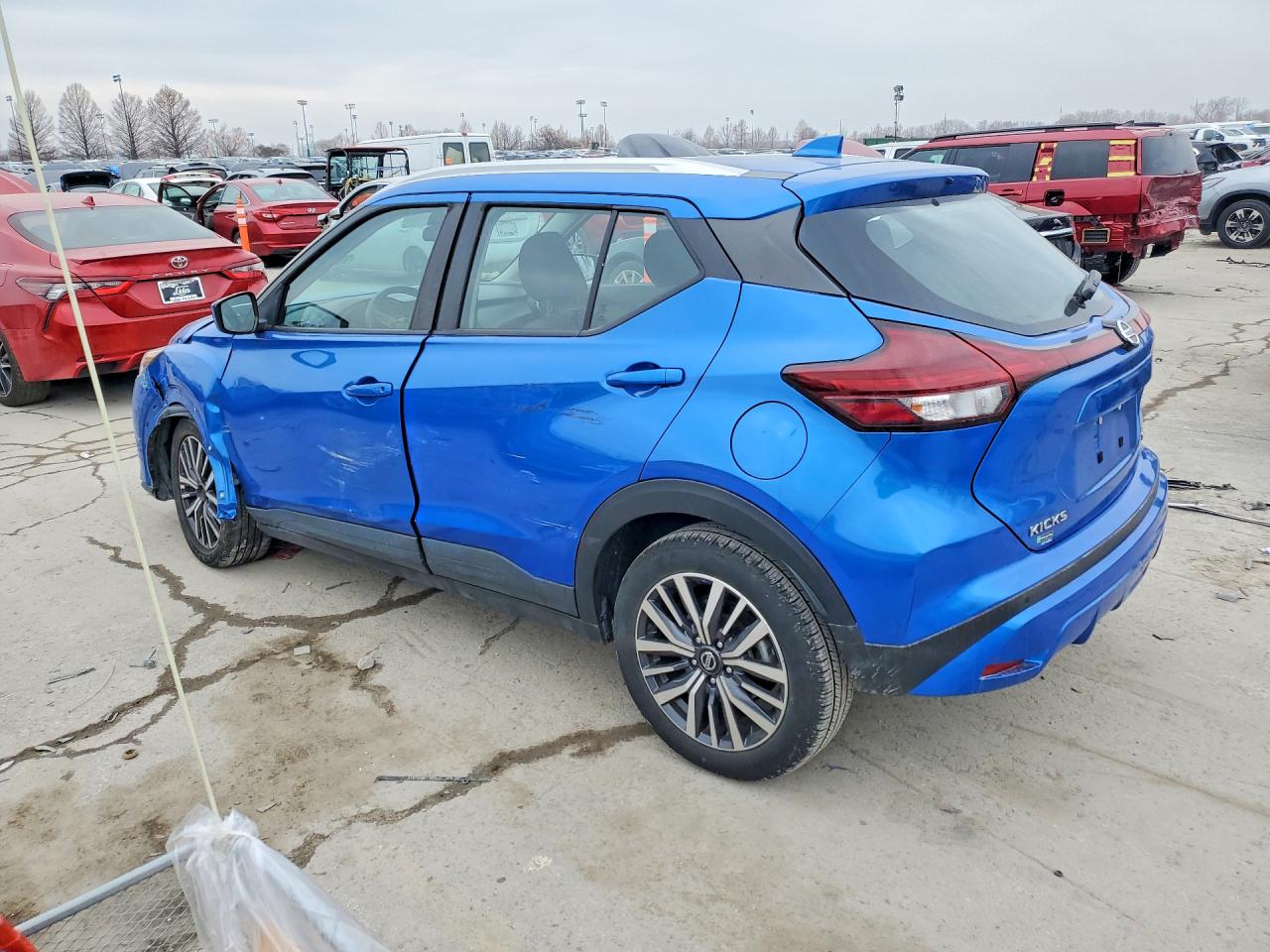 2021 NISSAN KICKS SV photo 2