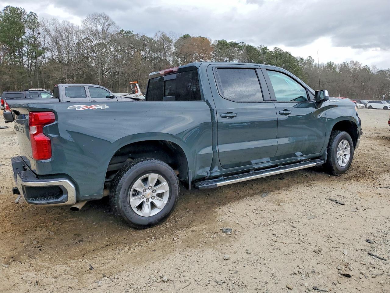 2025 CHEVROLET SILVERADO K1500 LT photo 5